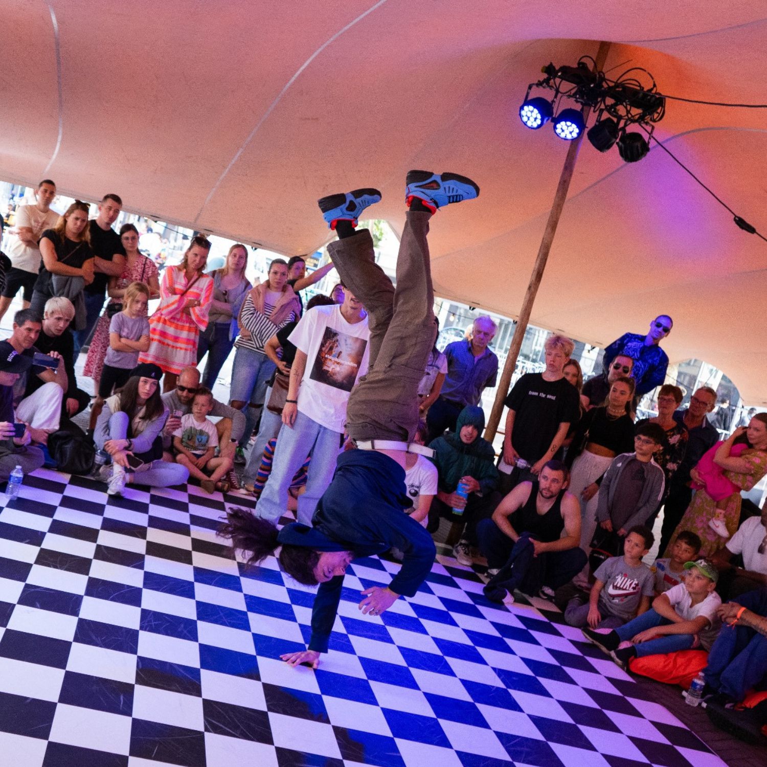 HEAD2HEAD Maaiveld